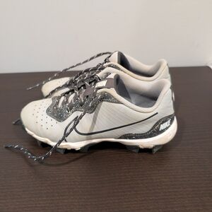 Nike Gray and White Softball Cleats